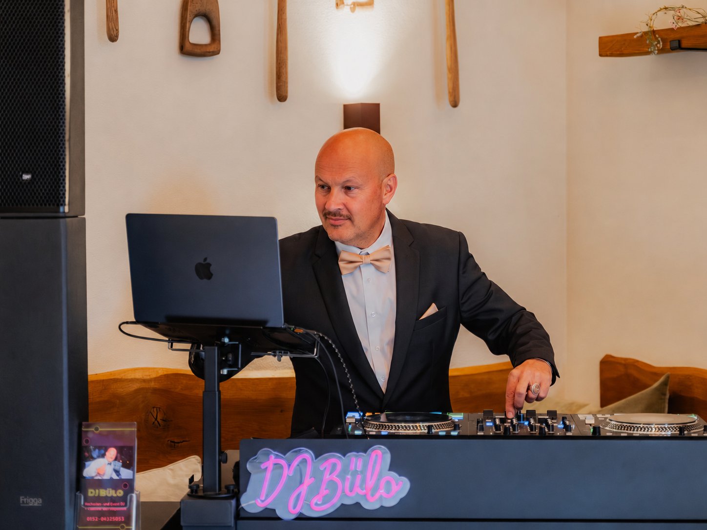 DJ Bülo live am Pult, Hagens Hoff Weyhe-Hagen