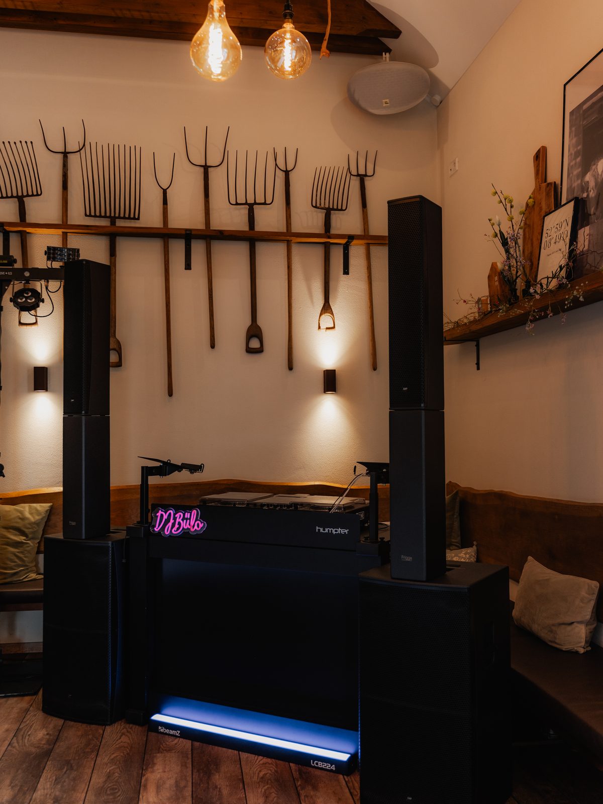 DJ Bülo Setup im Café, Hagens Hoff Weyhe-Hagen